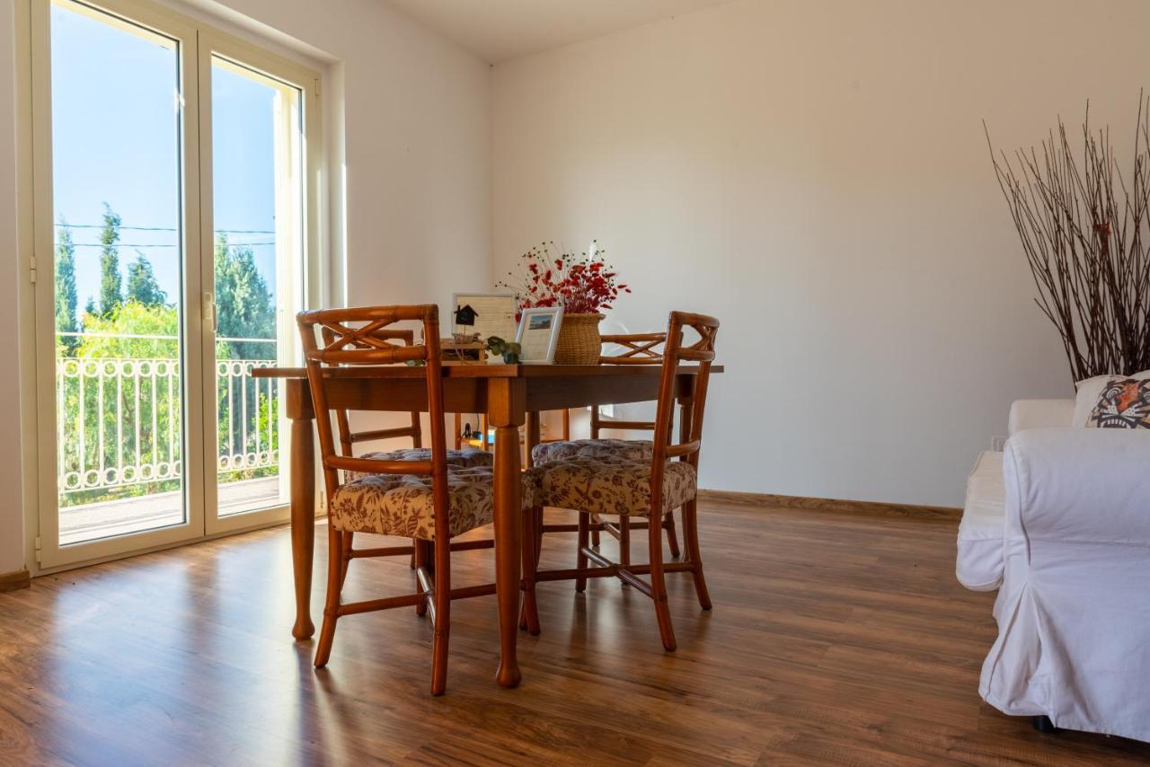 In Collina Sul Mare... Villa Монтенеро ди Бизача Екстериор снимка