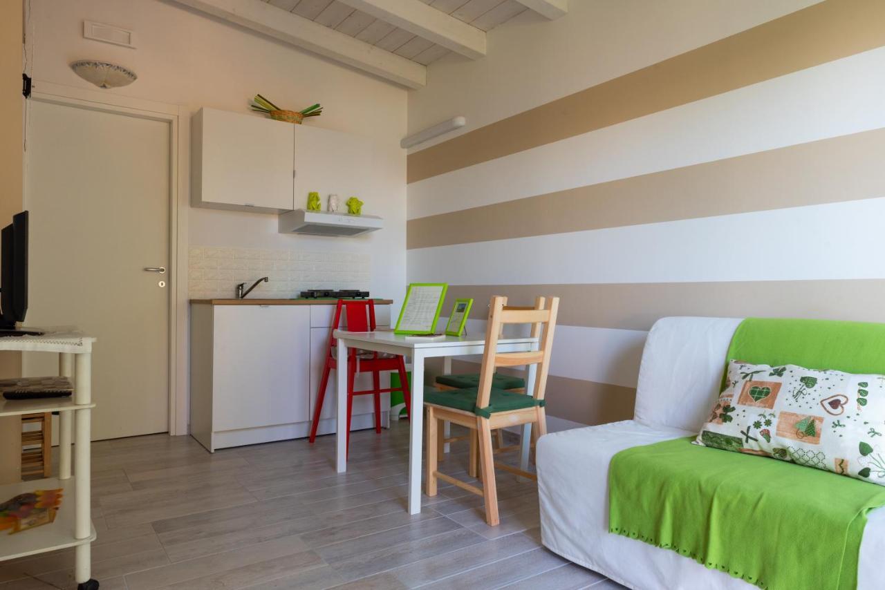 In Collina Sul Mare... Villa Монтенеро ди Бизача Екстериор снимка