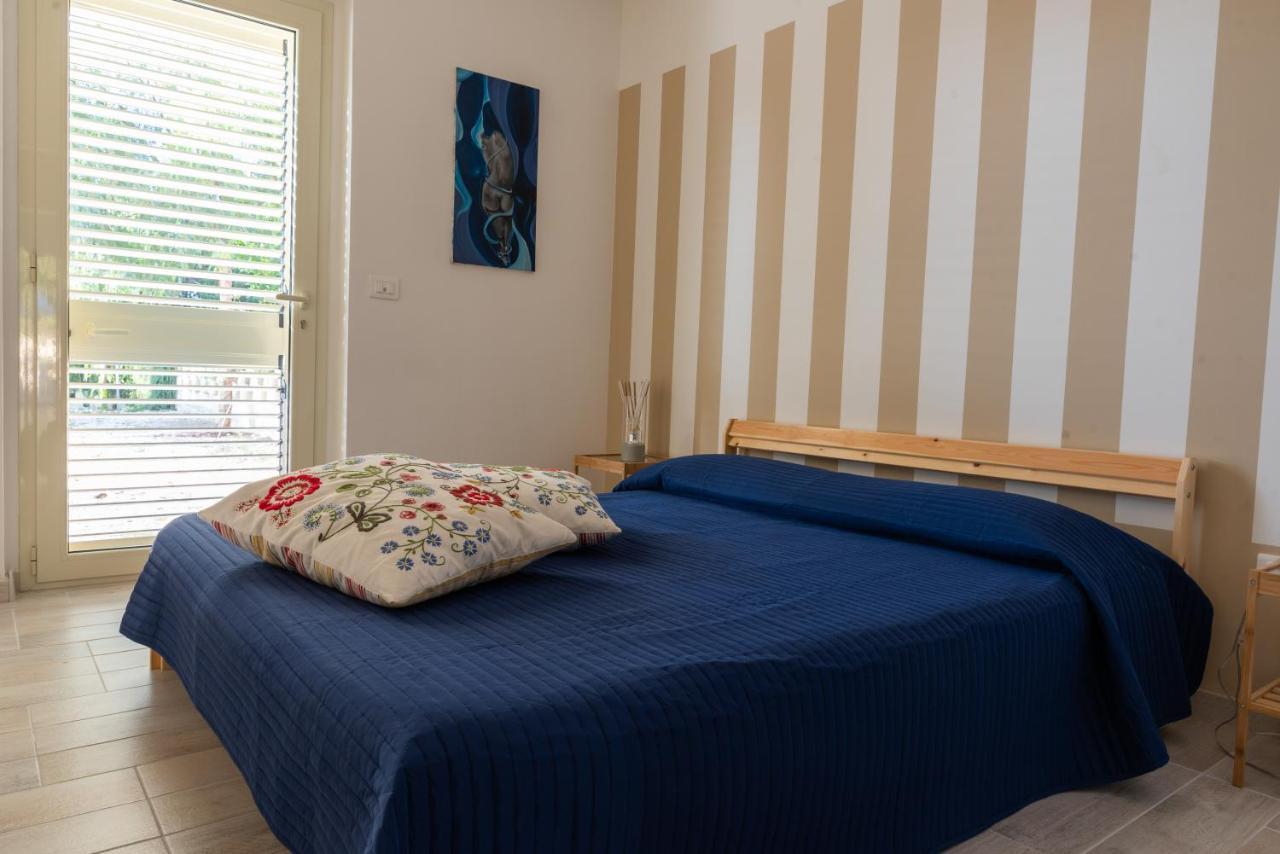 In Collina Sul Mare... Villa Монтенеро ди Бизача Екстериор снимка
