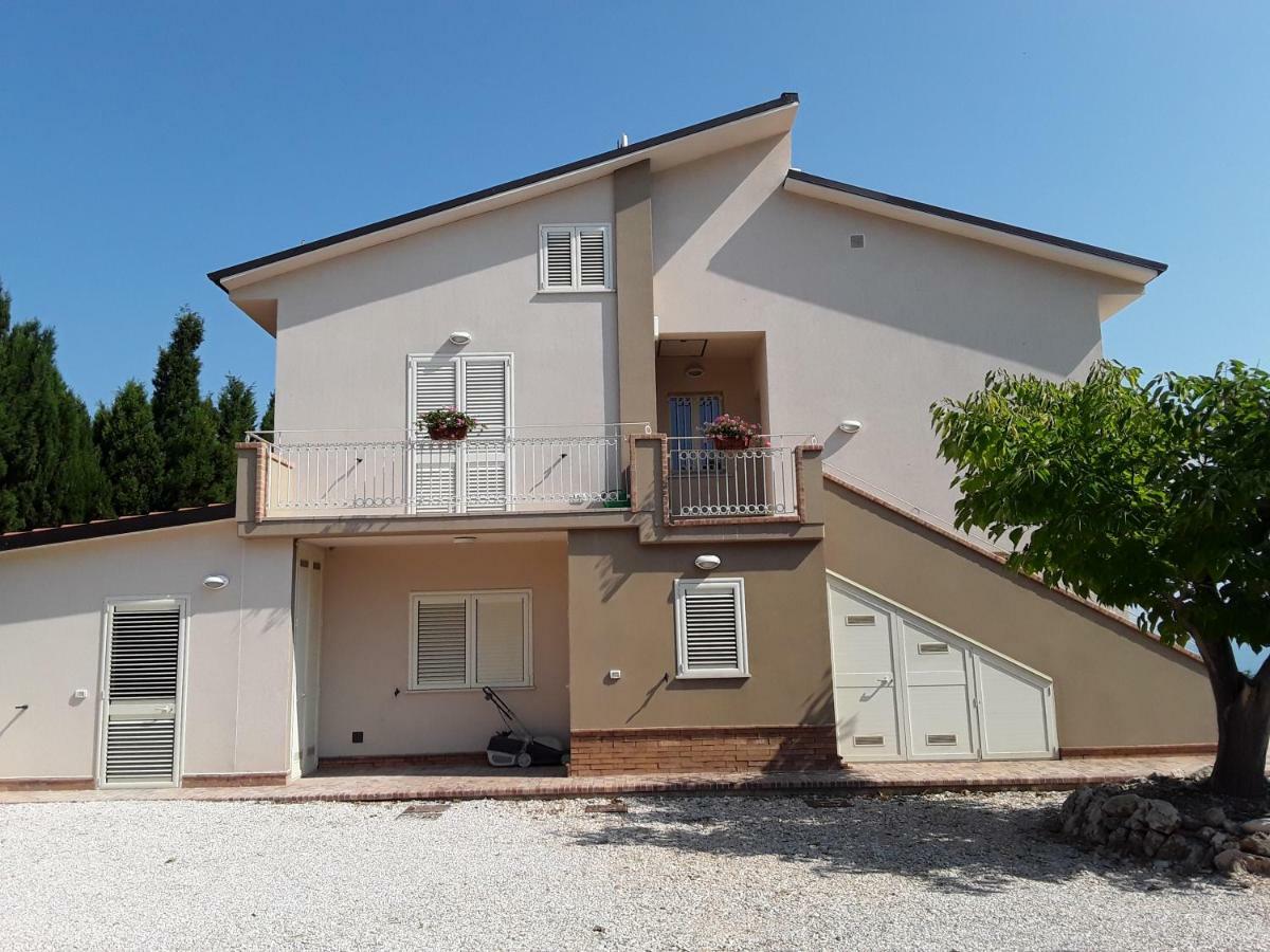 In Collina Sul Mare... Villa Монтенеро ди Бизача Екстериор снимка